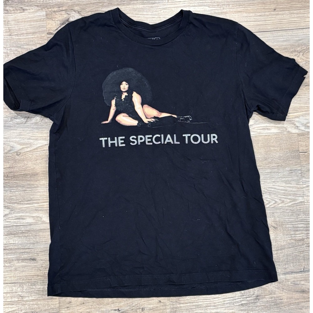 2022 Lizzo The Special Tour T Shirt Adult Size XL Fits Like A Large Black Music